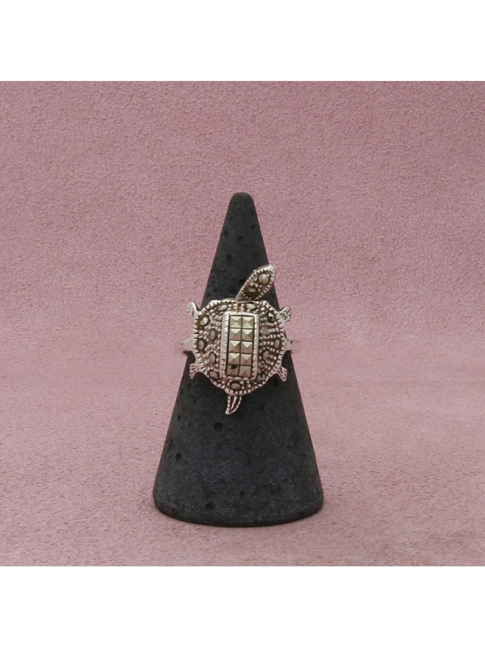 sterling silver marcasite studded articulated turtle ring size 7